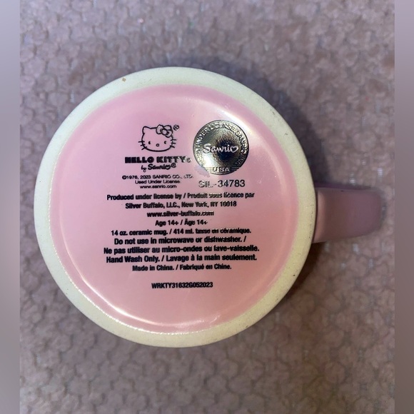 Hello Kitty Mug! - Picture 3 of 3